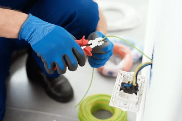 JÉRÔME CAUDERLIER ÉLECTRICITÉ -Rénovation électrique complète ou partielle à Malemort-du-Comtat